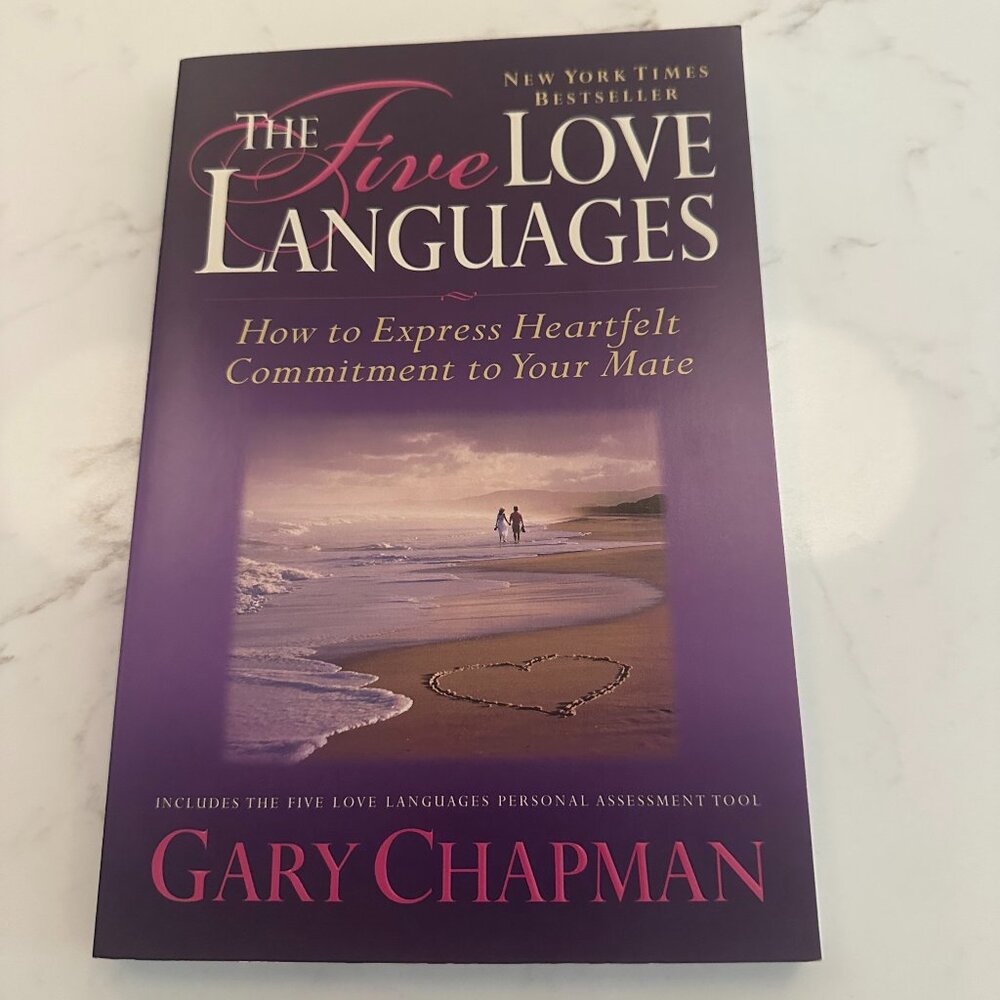 2 for $10!🎁 Like New Paperback "The Five Love Languages" by Gary Chapman